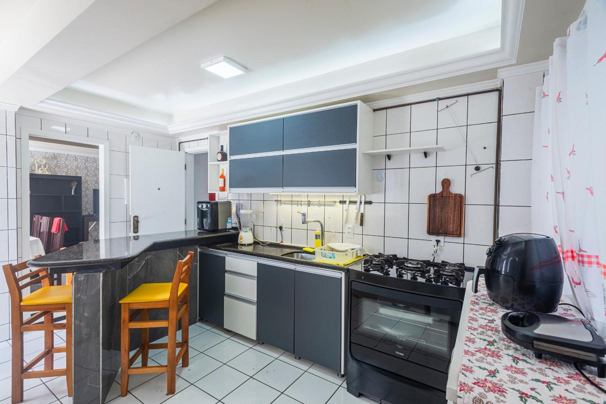 301 3 Quartos Apartamento